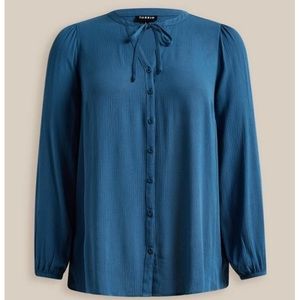 NWT TORRID GAUZE BUTTON UP FRONT PEASANT TOP SIZE 1